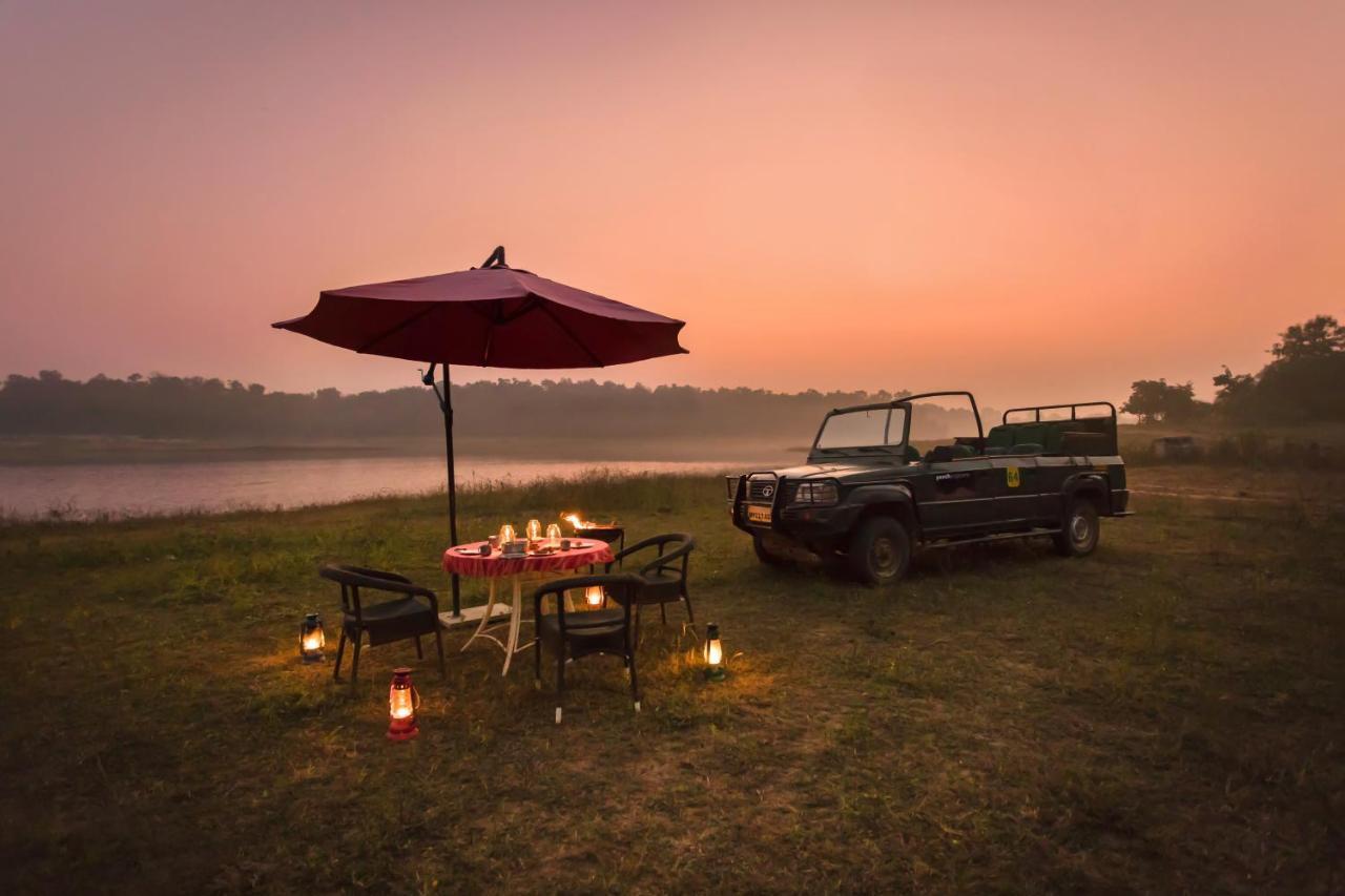 Отель Pench Jungle Camp Khawasa Экстерьер фото